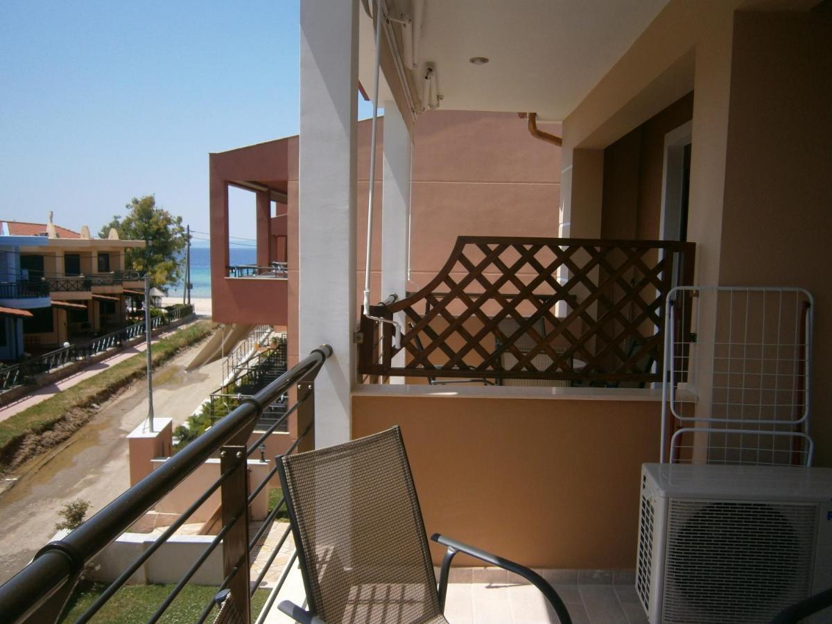 Dafni'S Seaside Luxury Studios Nikiti  Extérieur photo