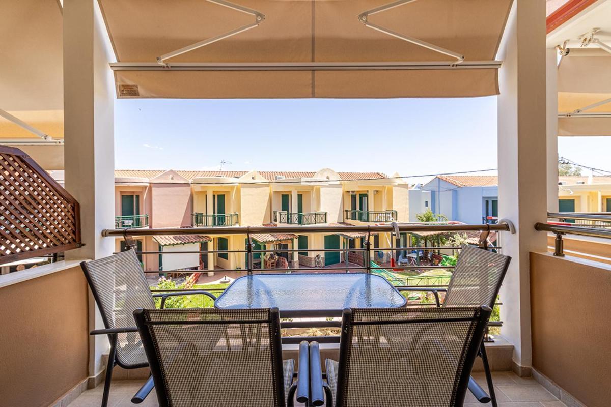 Dafni'S Seaside Luxury Studios Nikiti  Extérieur photo